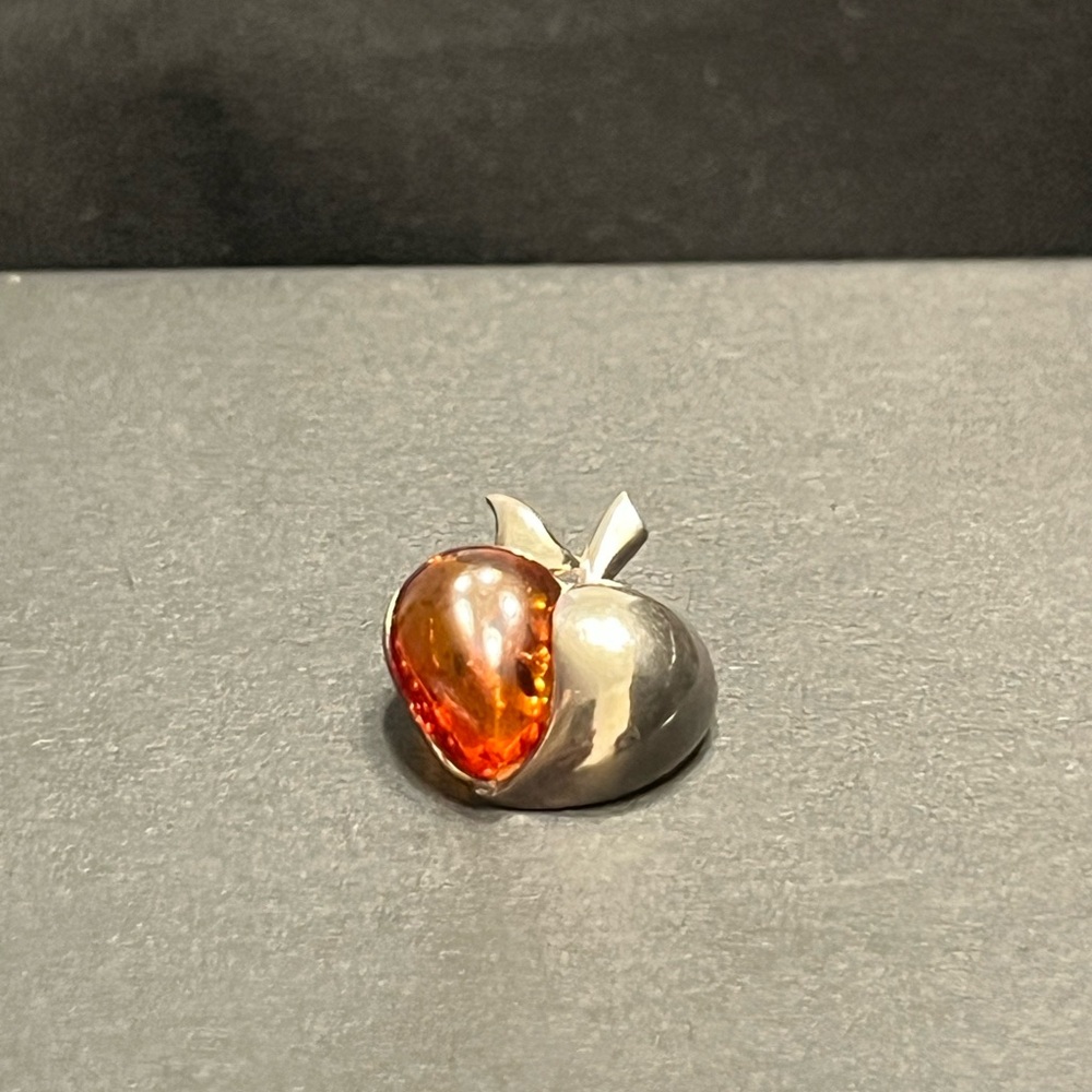 Elegant 925 Sterling Silver and Amber Apple Heart Shaped Women's Charm Pendant